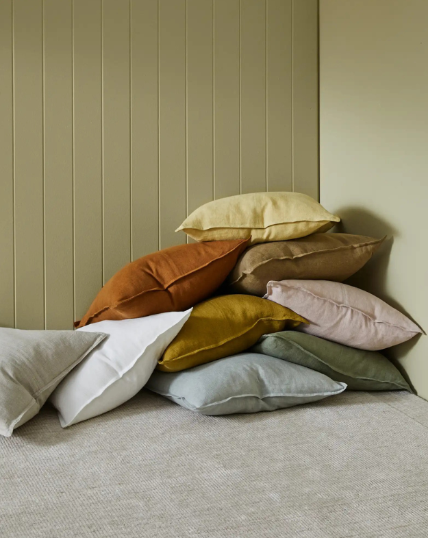 Como Linen Cushion - Snow